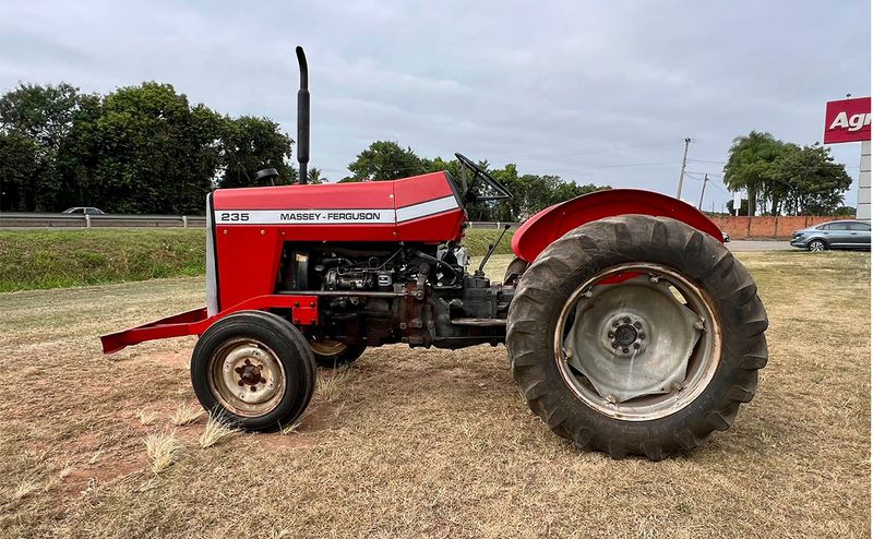 Trator-Massey-Ferguson-235-4x2-ano-1980_11