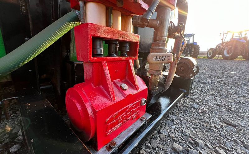 tanque-de-agua-2500-com-bomba-alta-pressao-fm-copling_5
