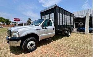 Caminhão Ford f 4000 2011 Boiadeira com 139.000 km