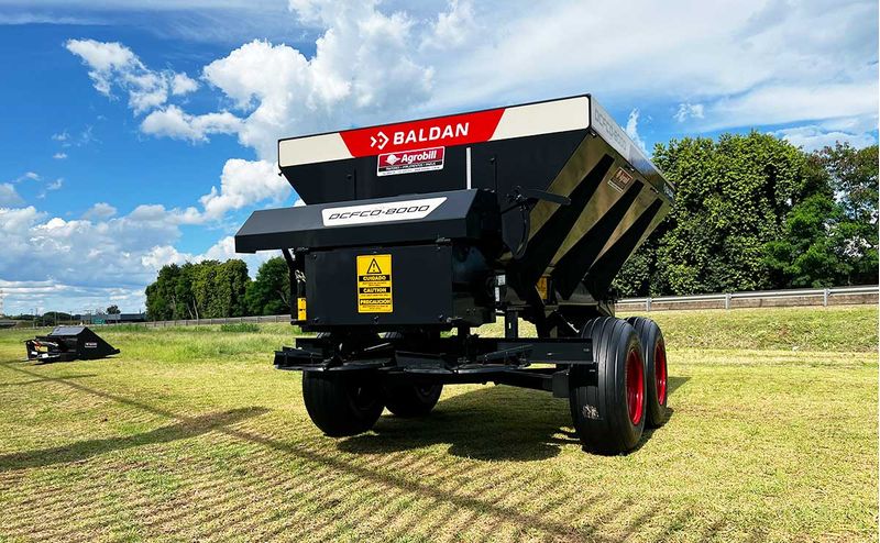distribuidor-de-calcario-dcfco-8000-com-cardan-baldan-1