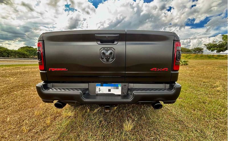 dodge-ham-1500-level-2-2022-unico-dono-5.jpg