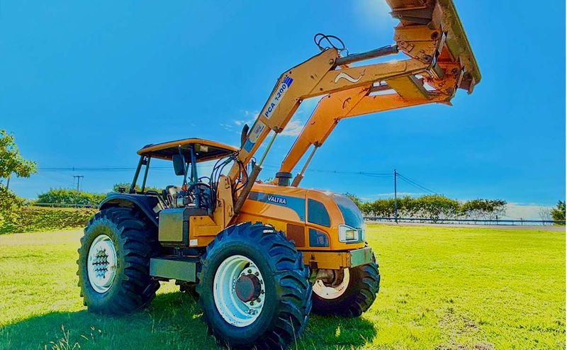 valtra-bh-180-4x4-ano-2015-6.jpg