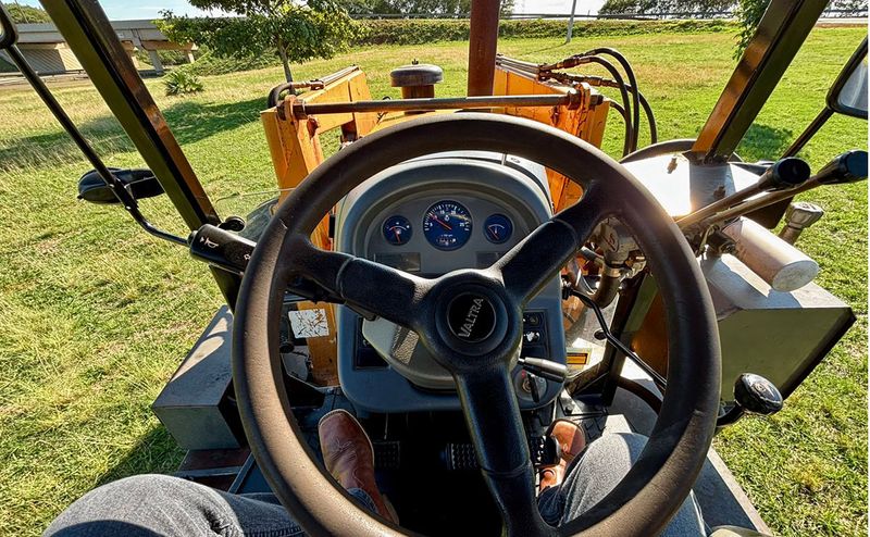 valtra-bh-180-4x4-ano-2015-2.jpg