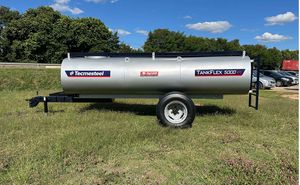 Tanque De Agua E Diesel Tankflex 5000 Litros 1 Eixo Rod. Duplo Com Roda E Pneu 7.5-16 Tecmesteel