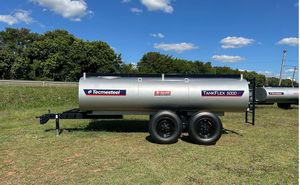 Tanque De Agua E Diesel Tankflex 5000 Litros Eixo Tandem Com Roda E Pneu 7.5-16 Tecmesteel