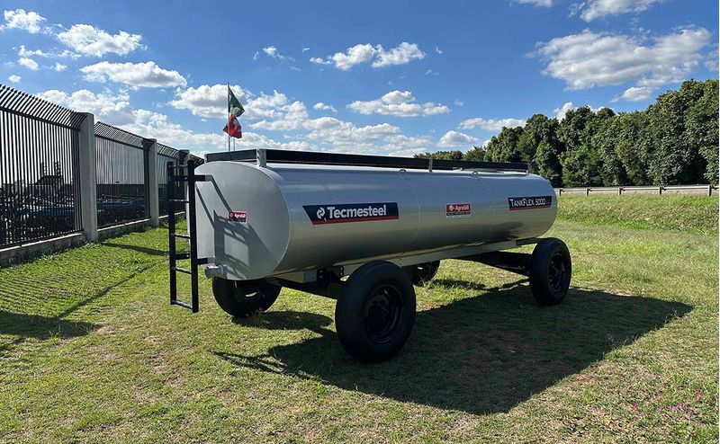 tanque-de-agua-oleo-diesel-tankflex-5000-eixo-duplo-tecmesteel-8
