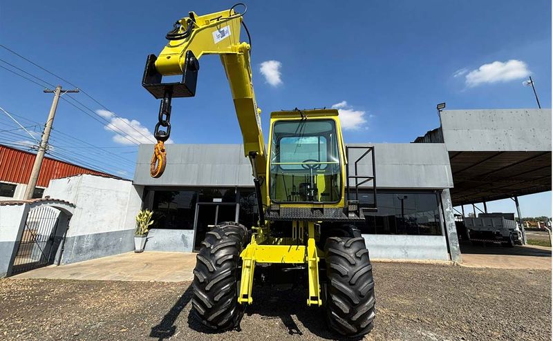 trator-valtra-motocana-carregadeira-5