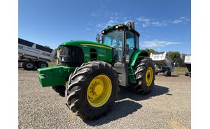 Trator John Deere 6180J 4x4 ano 2013 com 6.001 horas
