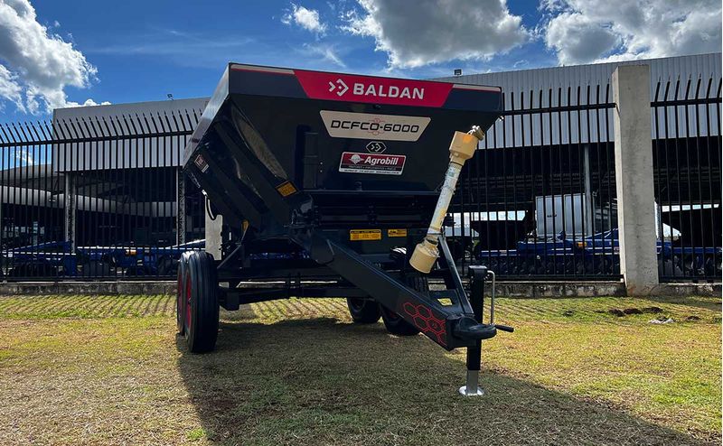 distribuidor-de-calcario-dcfco-6000-baldan-1