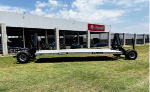 Carreta Plataforma Agricola De Transporte Com Elevador Hidraulico 6 Ton Prc 6000 - Tecmesteel